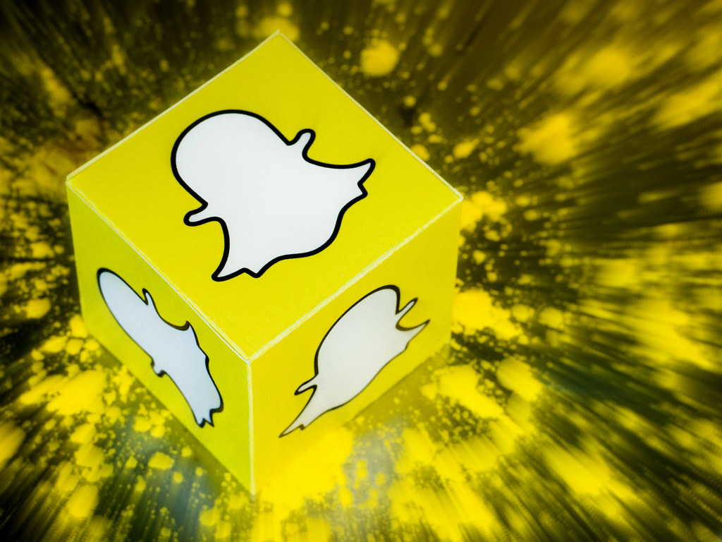 Dynamic Snapchat Logoicon All Content Posted 1024x768 Dynamic Snapchat Logoicon All Content Posted
