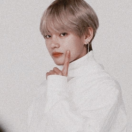 554x554 Taehyung Soft Icon Shared