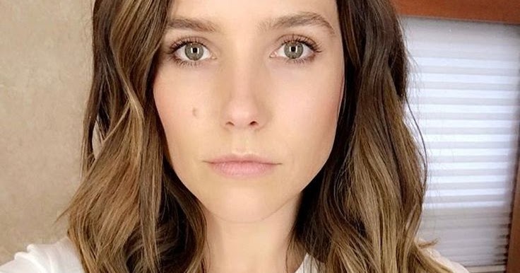 736x386 Brown Eyed Girl Conquers The World