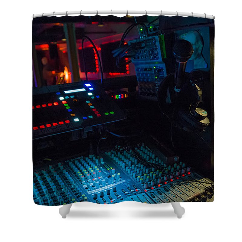 800x800 Colorful Sound Booth Shower Curtain For Sale
