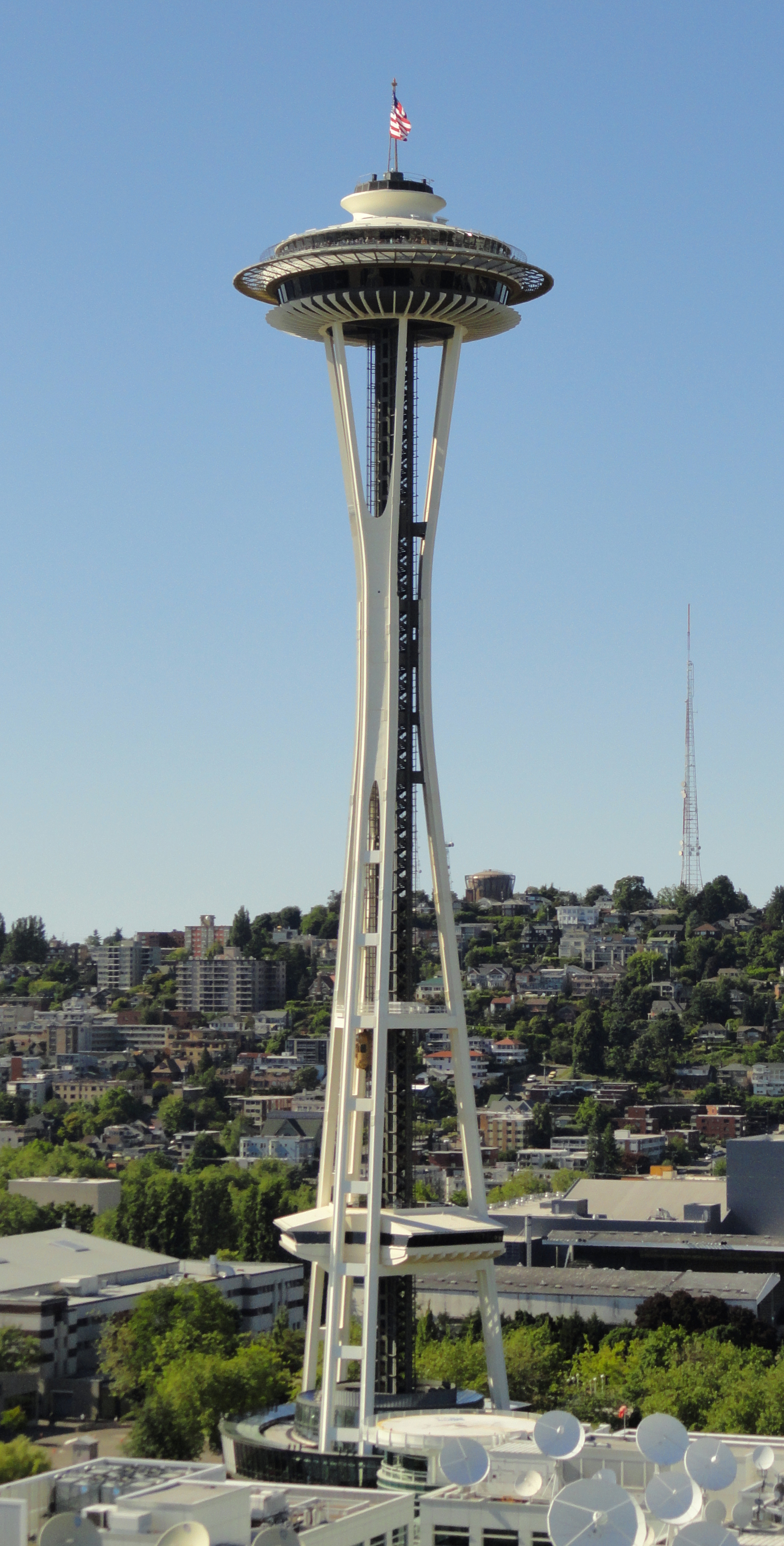 2096x4132 Space Needle