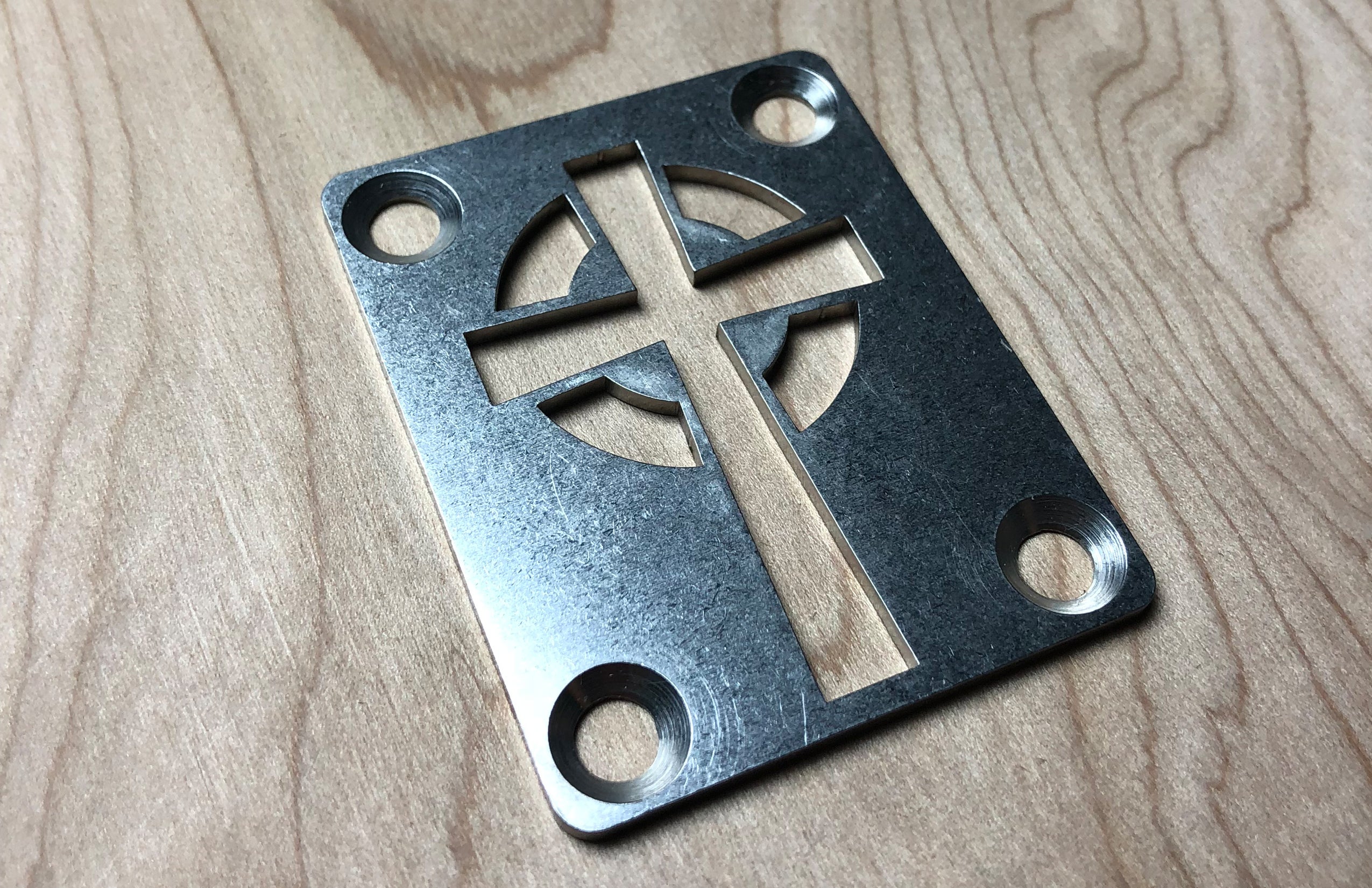 2550x1650 Celtic Cross