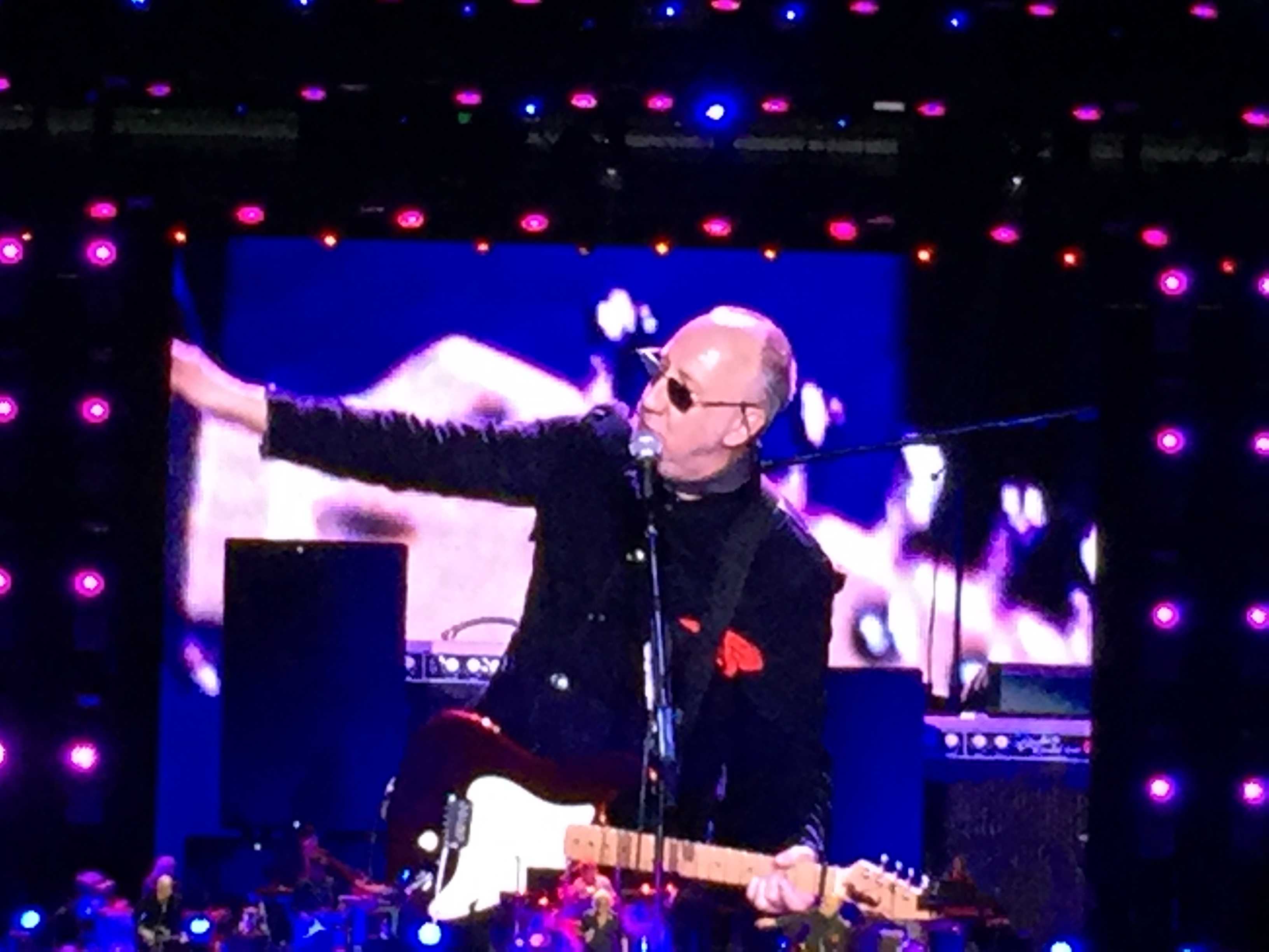 3264x2448 New Starbucks Keyboard App Creates Fresh, Dynamic Look