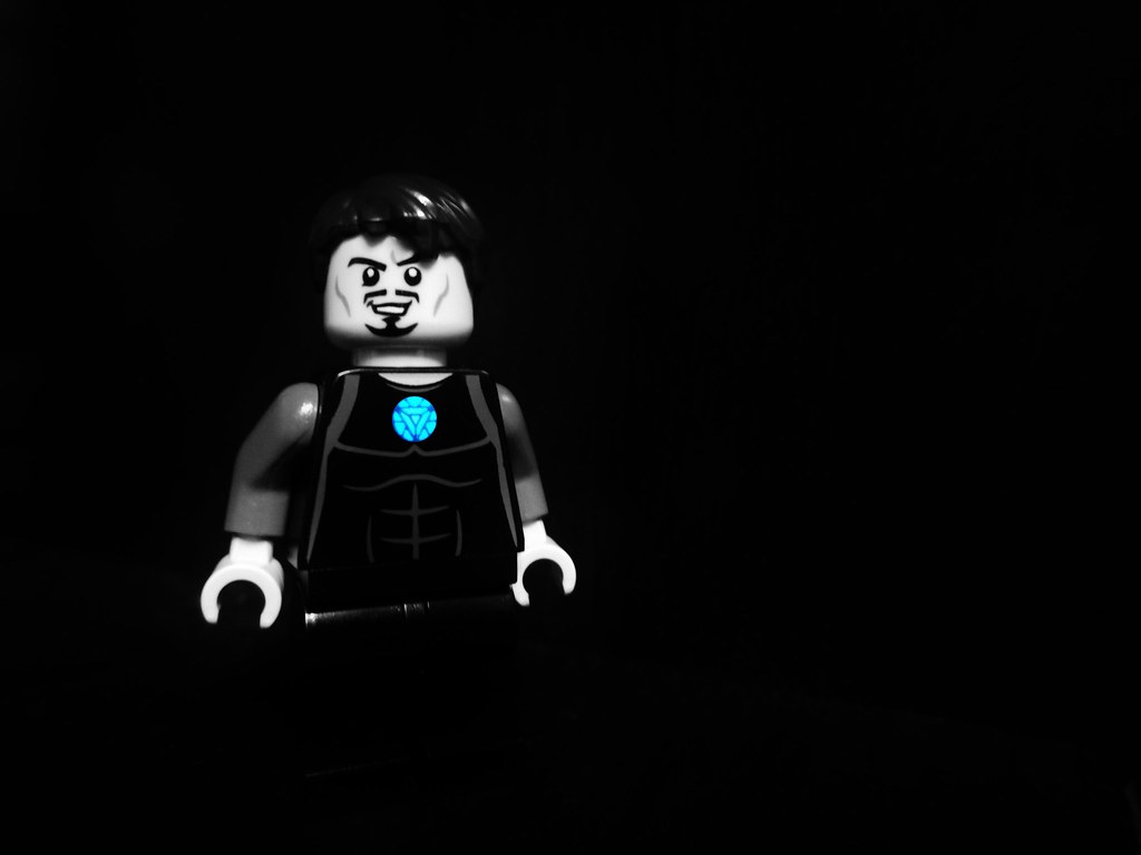 Tony Stark, Black And White Icon Tony Stark In Black 1024x768 Tony Stark, Black And White Icon Tony Stark In Black