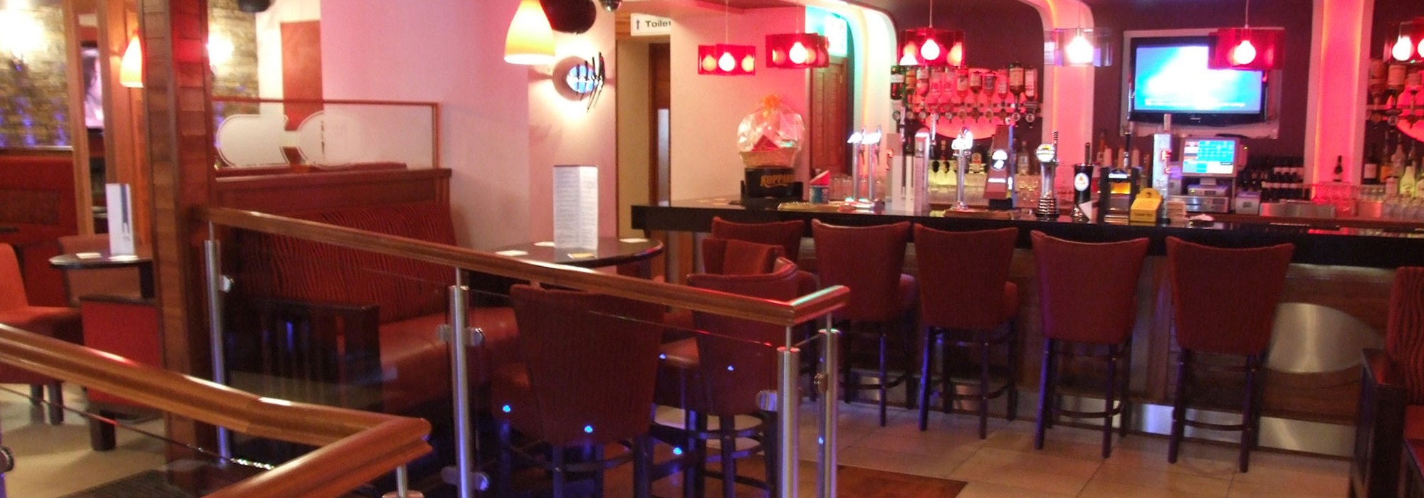 2000x700 Icon Bar And Restaurant Great Food, Live Music