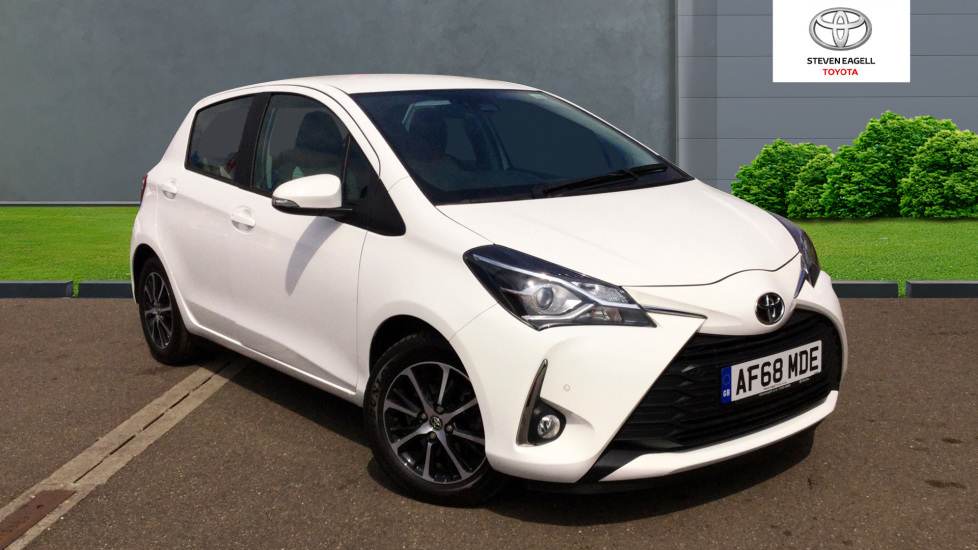 978x550 Used Toyota Yaris White Toyota St Ives Steven Eagell Group