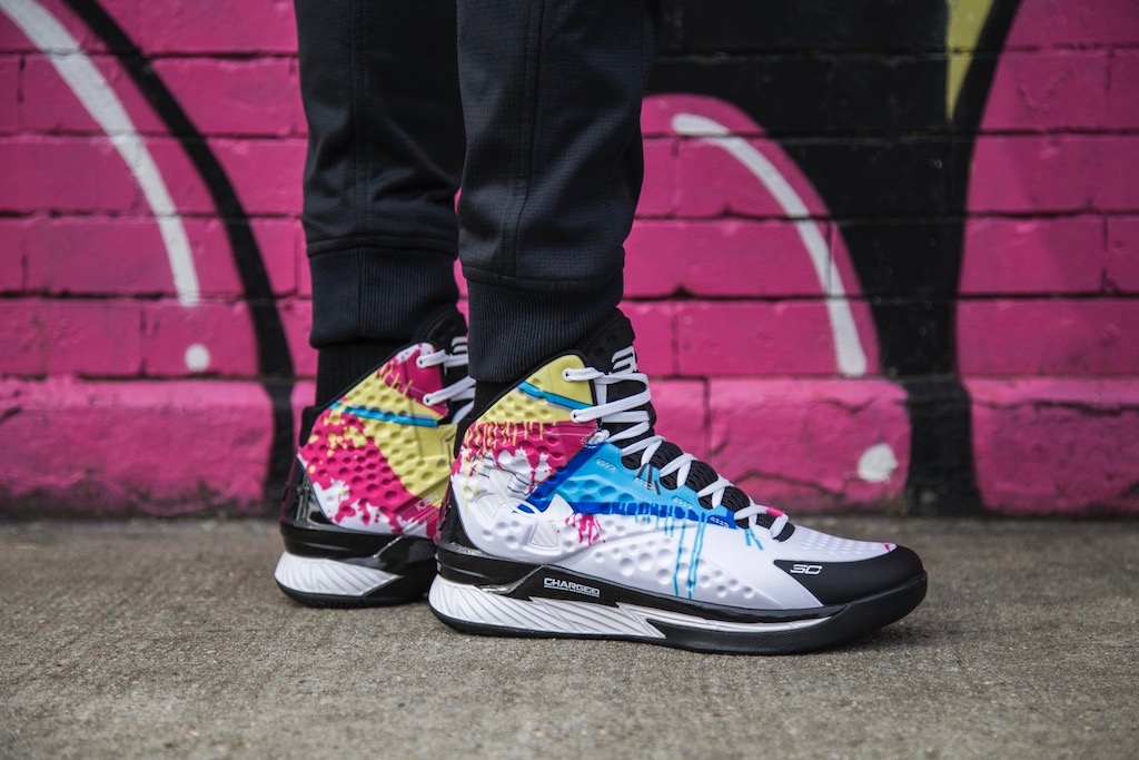 1024x683 Graffiti Artist Colors Under Armour Curry For Custom 'wet Paint
