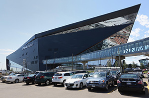 300x197 Architects Vikings Stadium Is A Trendsetting Icon With A Dark