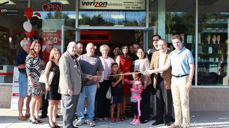 768x432 Wireless Icon Verizon Store Celebrates A Decade