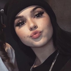 250x250 Victoria Justice Icons Tumblr