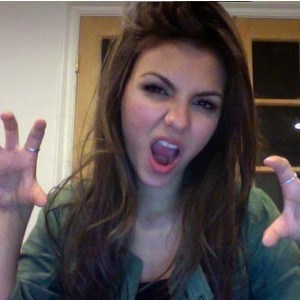 300x300 Victoria Justice Icon