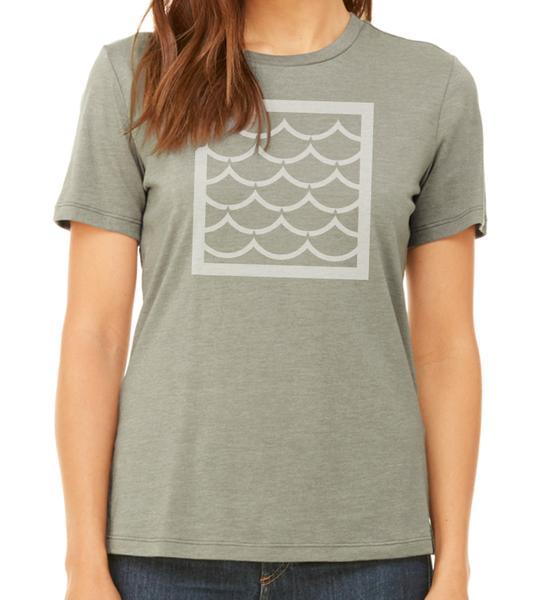 533x600 Wavy Icon Tee Stone Seaworthy