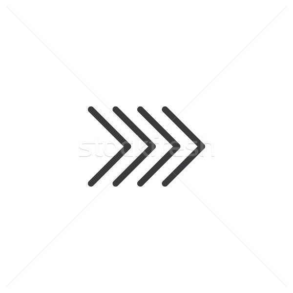 600x600 Arrow Icon Isolated Perfect Pixel With Flat Style In White