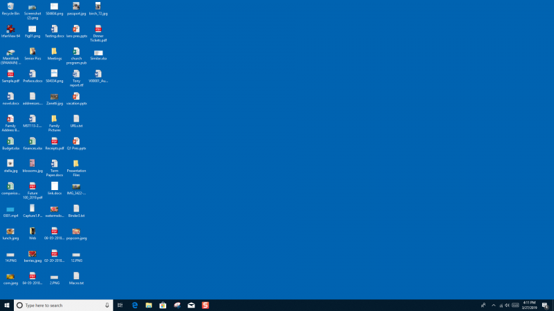 800x450 Quickly Hiding Desktop Icons