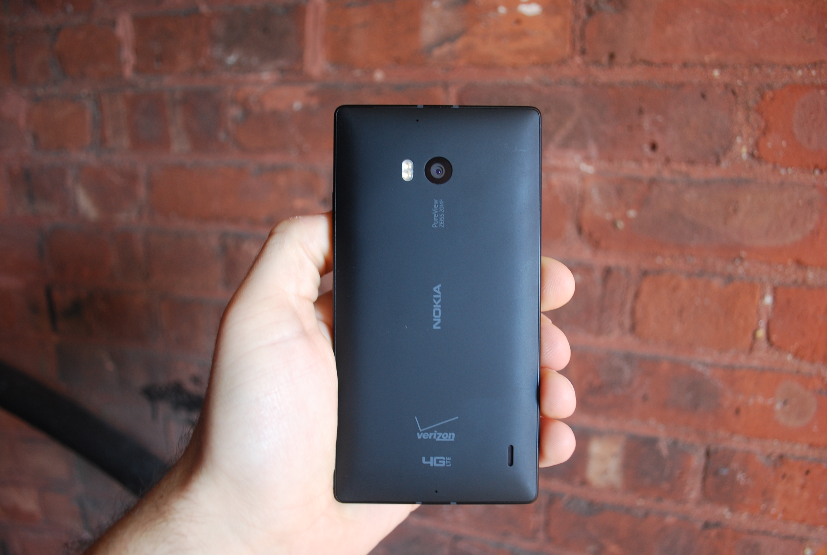 2896x1944 Nokia Lumia Icon Review The Best Windows Phone Yet Gigaom