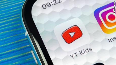 460x259 Mom Found Suicide Instructions Spliced In Youtube Videos